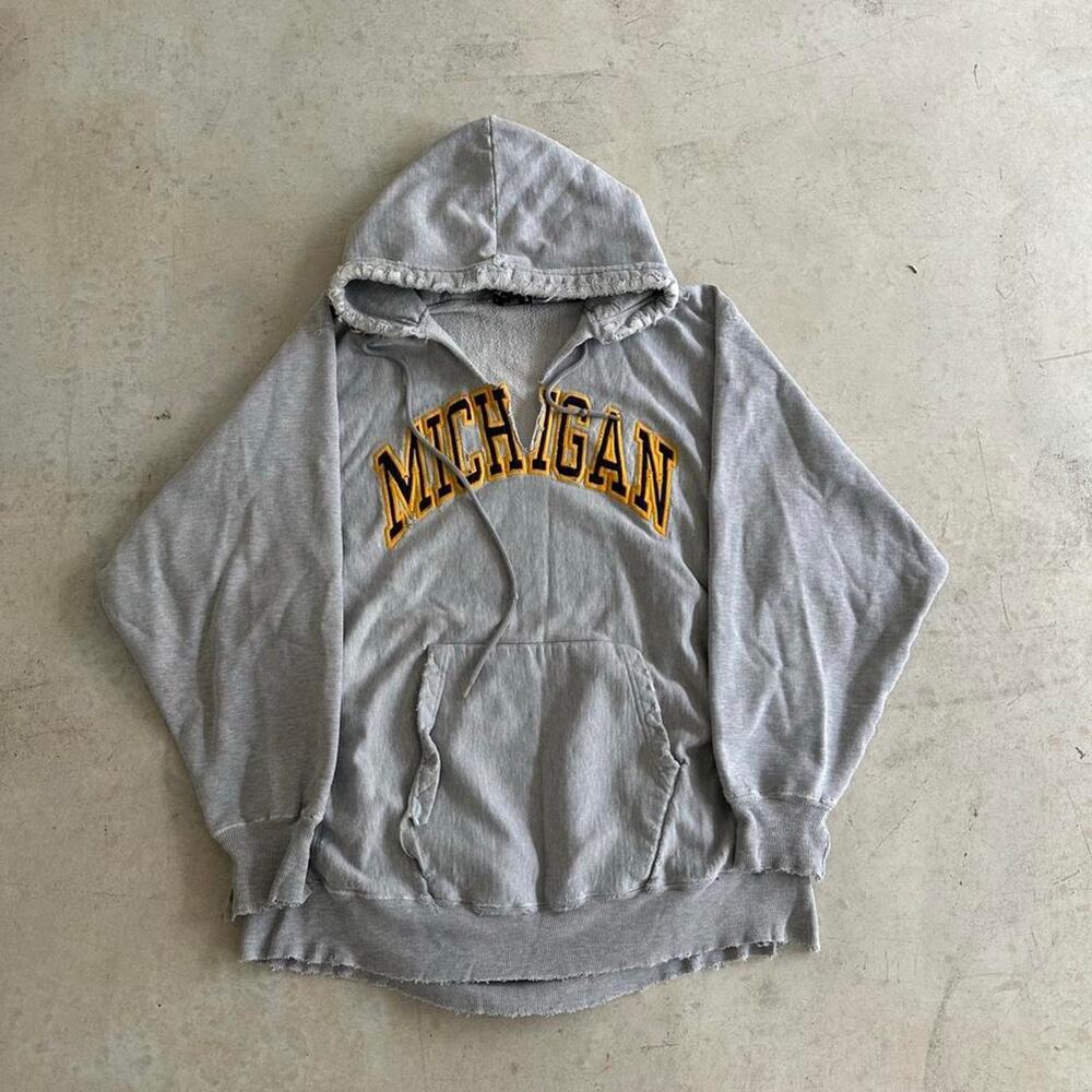 90s Vintage Michigan Wolverines Champion Reverse Weave Style Hoodie